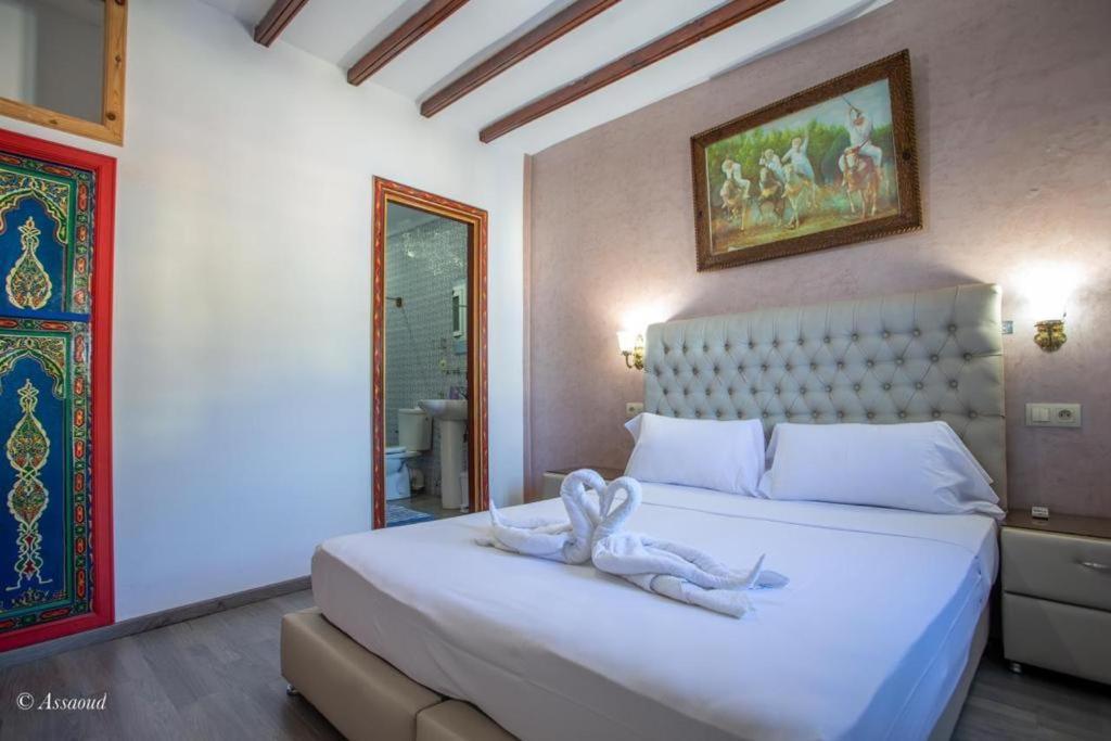 Guest House Yasmina Xauen Exterior foto
